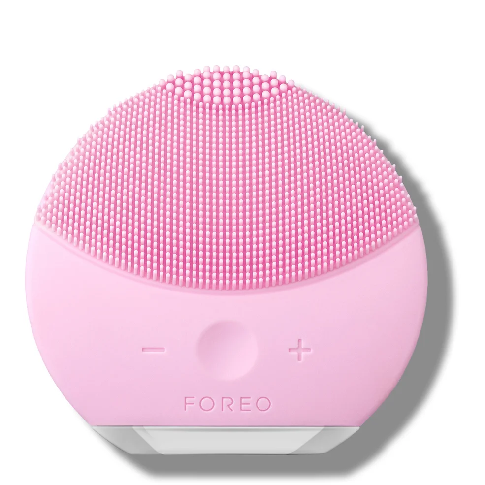 FOREO LUNA Mini 2 Dual-Sided Face Brush for All Skin Types (Various Shades) Zdjęcie 1