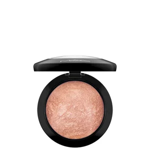MAC Mineralize Skinfinish Highlighter rozświetlacz (różne odcienie) - Shade Cheeky Bronze