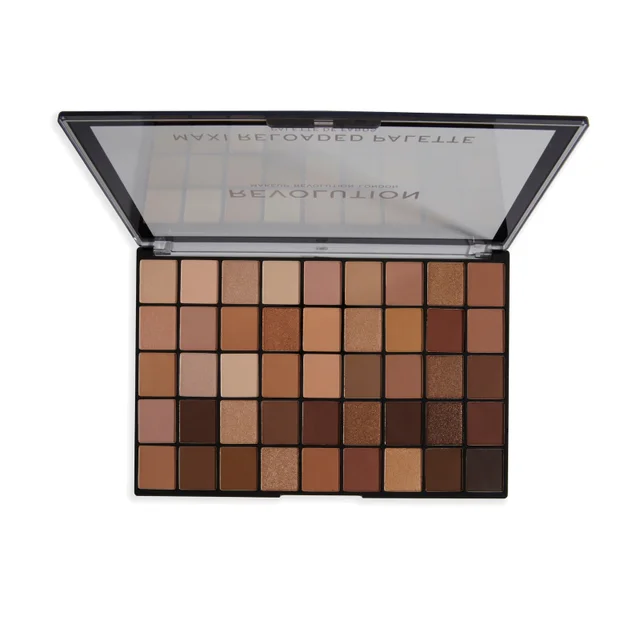 Makeup Revolution Maxi Reloaded Nudes paleta cieni do powiek