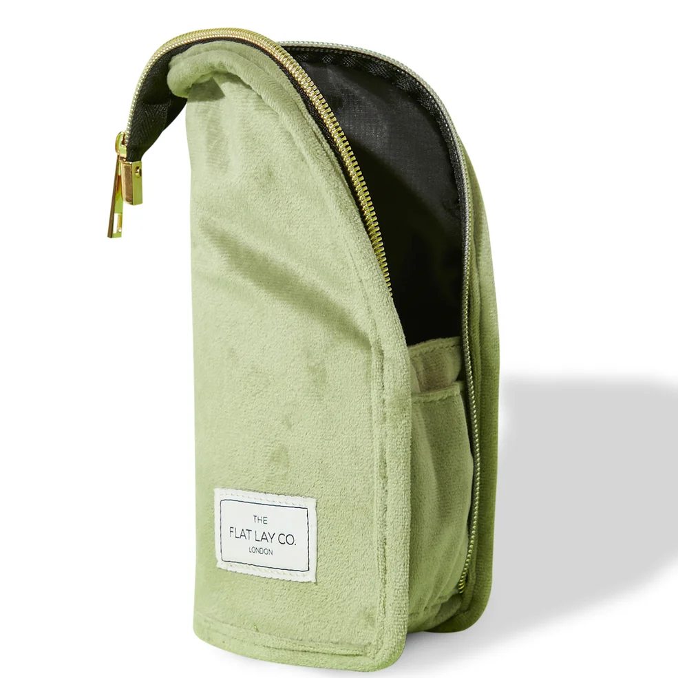 The Flat Lay Co. Standing Brush Case - Green Velvet Zdjęcie 1