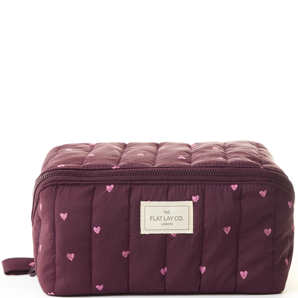 The Flat Lay Co. Marshmallow Flat Lay Makeup Box Bag - Burgundy Hearts LOOKFANTASTIC EXCLUSIVE Zdjęcie 1
